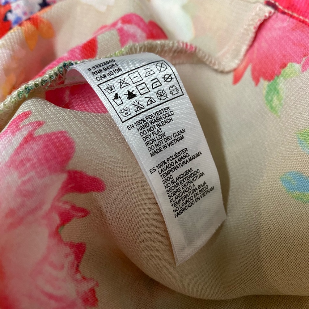 Floral High-Low Tank Top - Picture 7 of 7